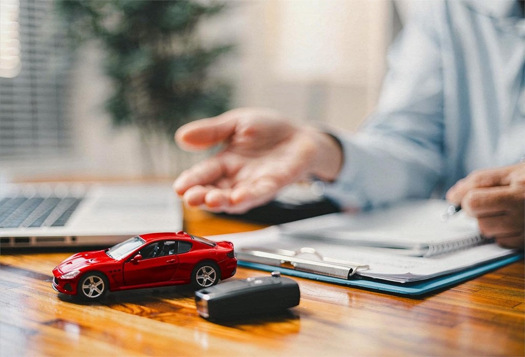 6 dudas sobre la defensa jurídica incluida en tu póliza de coche